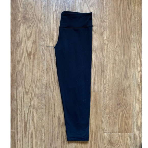 SOLD Ivivva Everlux Rhythmic Leggings Cropped Black Size 14 - Picture 3 of 7